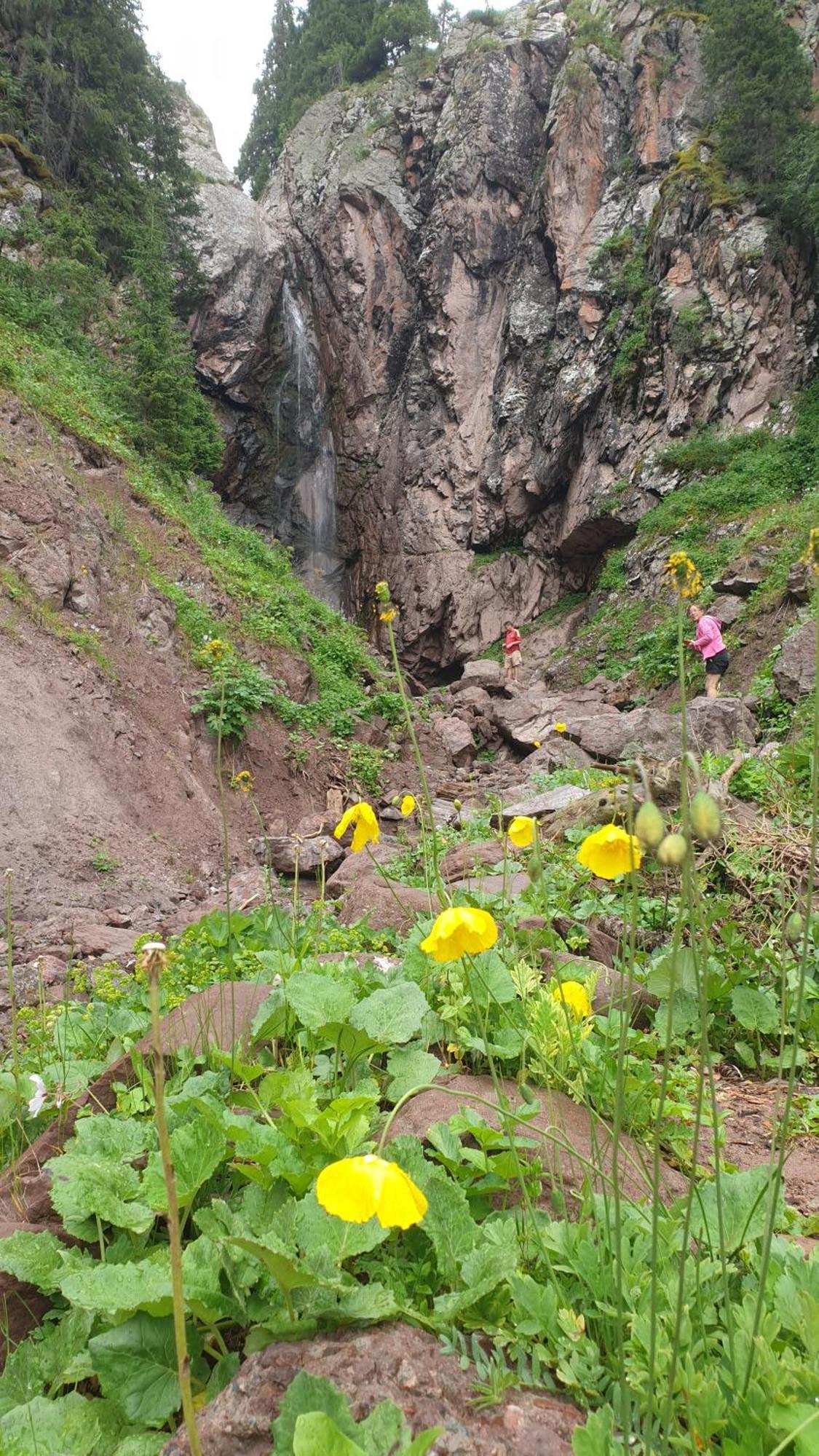 Mine Hostel Dzhergalan Jyrgalan 외부 사진