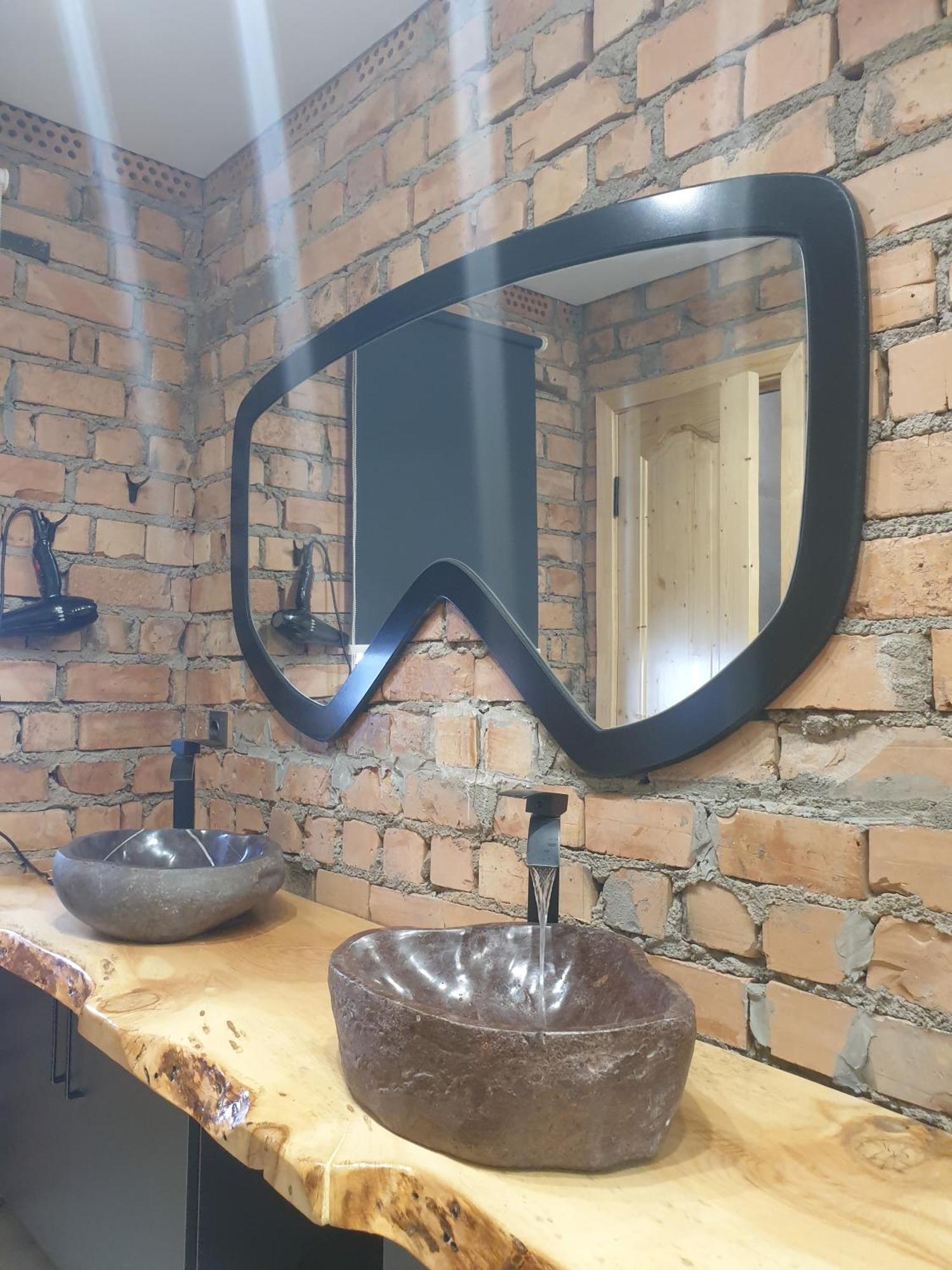Mine Hostel Dzhergalan Jyrgalan 외부 사진